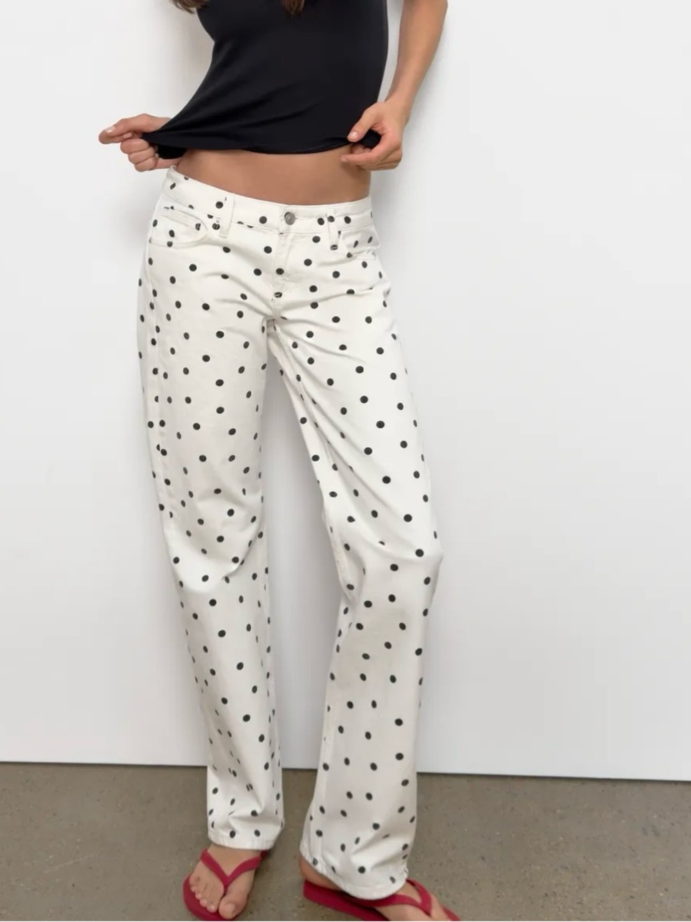 NWT ZARA TRF LOW RISE WIDE LEG POLKA DOT JEANS